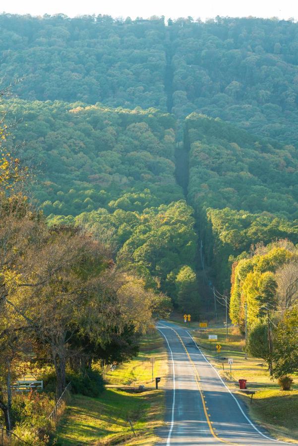 הוילה Dardanelle Nebo'S Foot, Hiking And Biking Escape With Game Shed מראה חיצוני תמונה